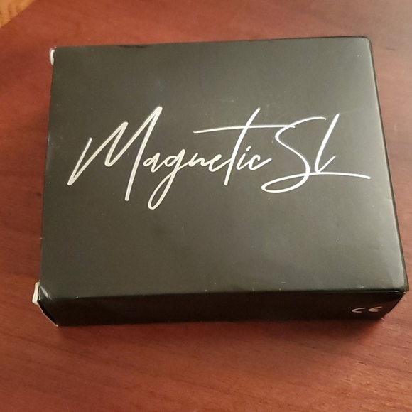 Magnetic SL false lashes - Picture 6 of 8